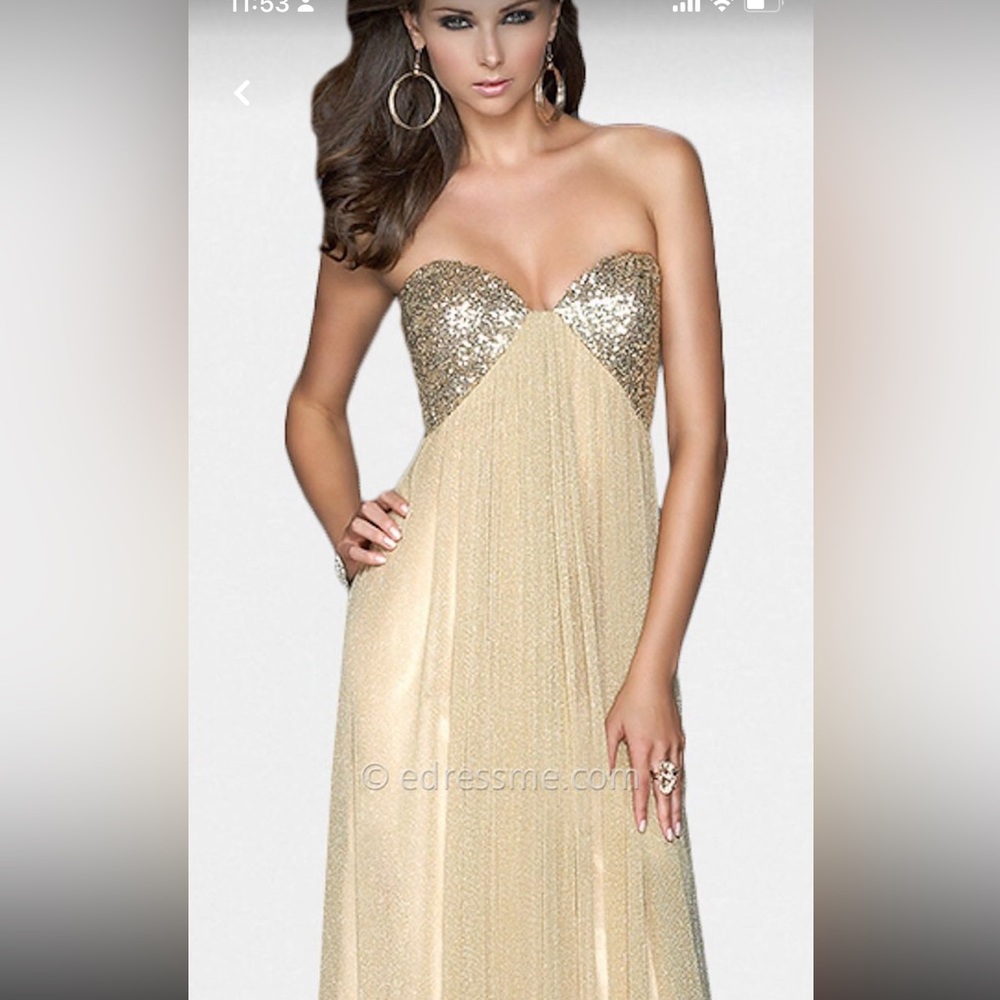 La Femme Gold, Strapless Prom Dress. Size 4 Unaltered